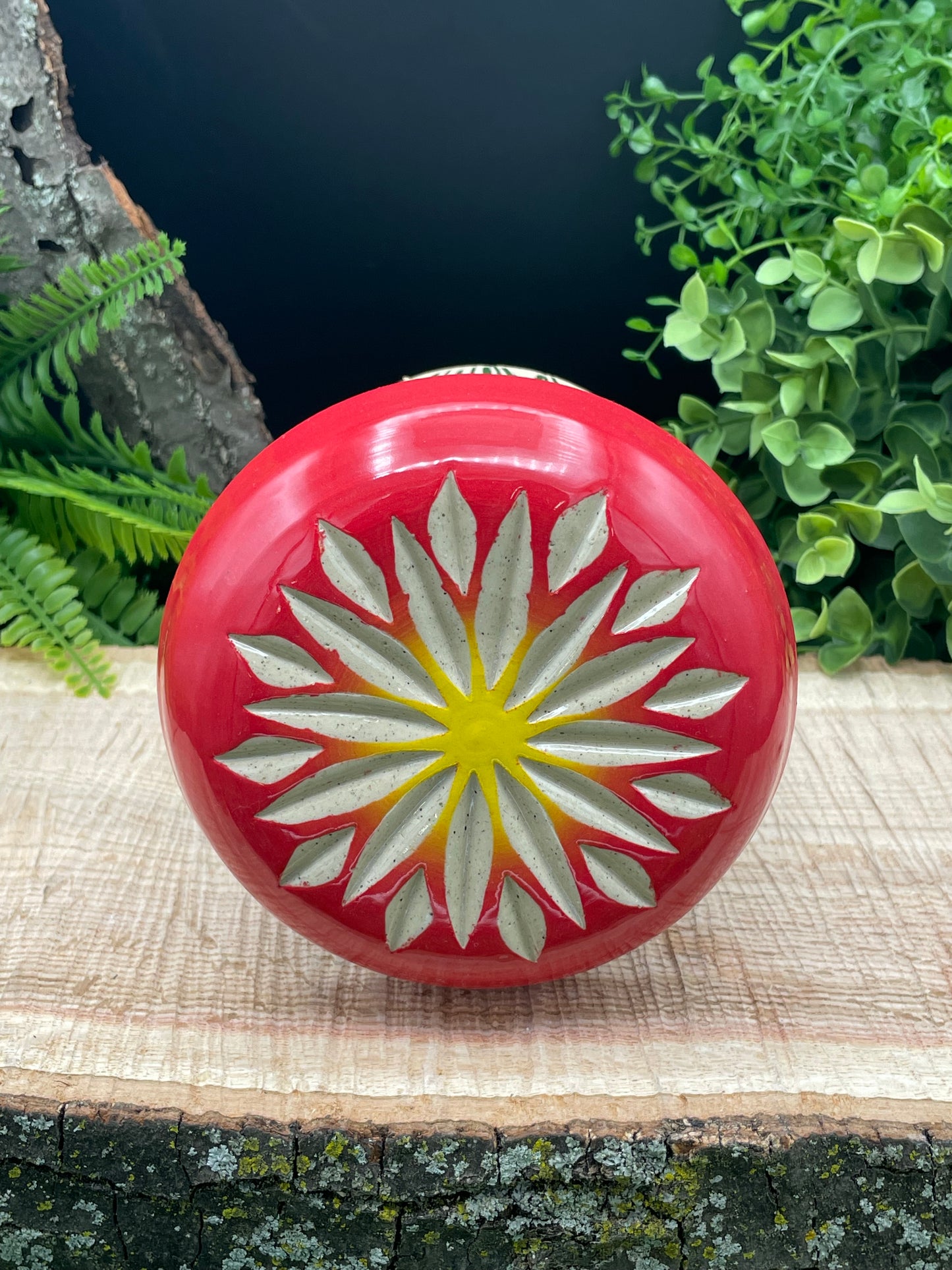 TH-Red Burst