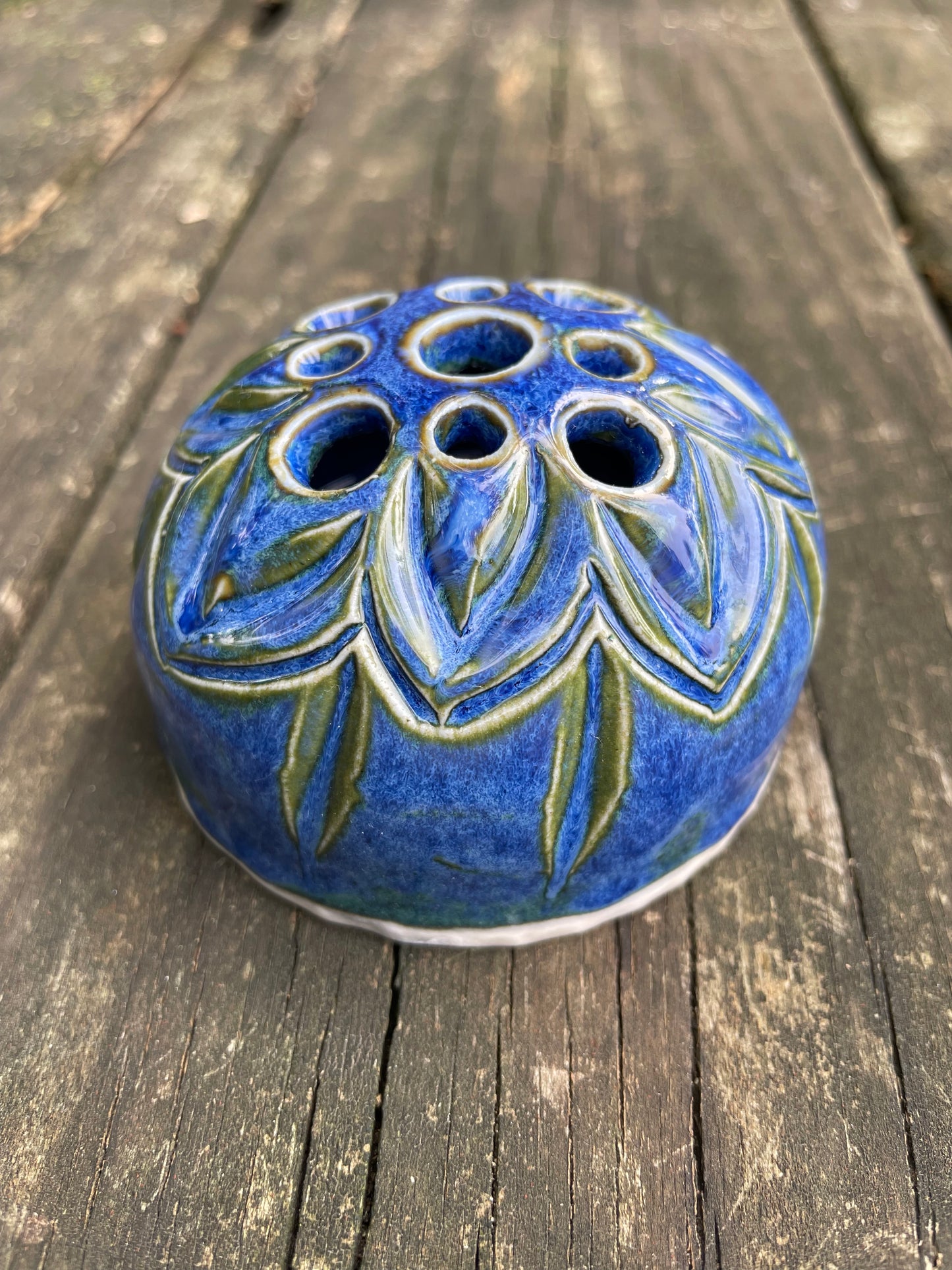 V-6-Flower Frog Blue