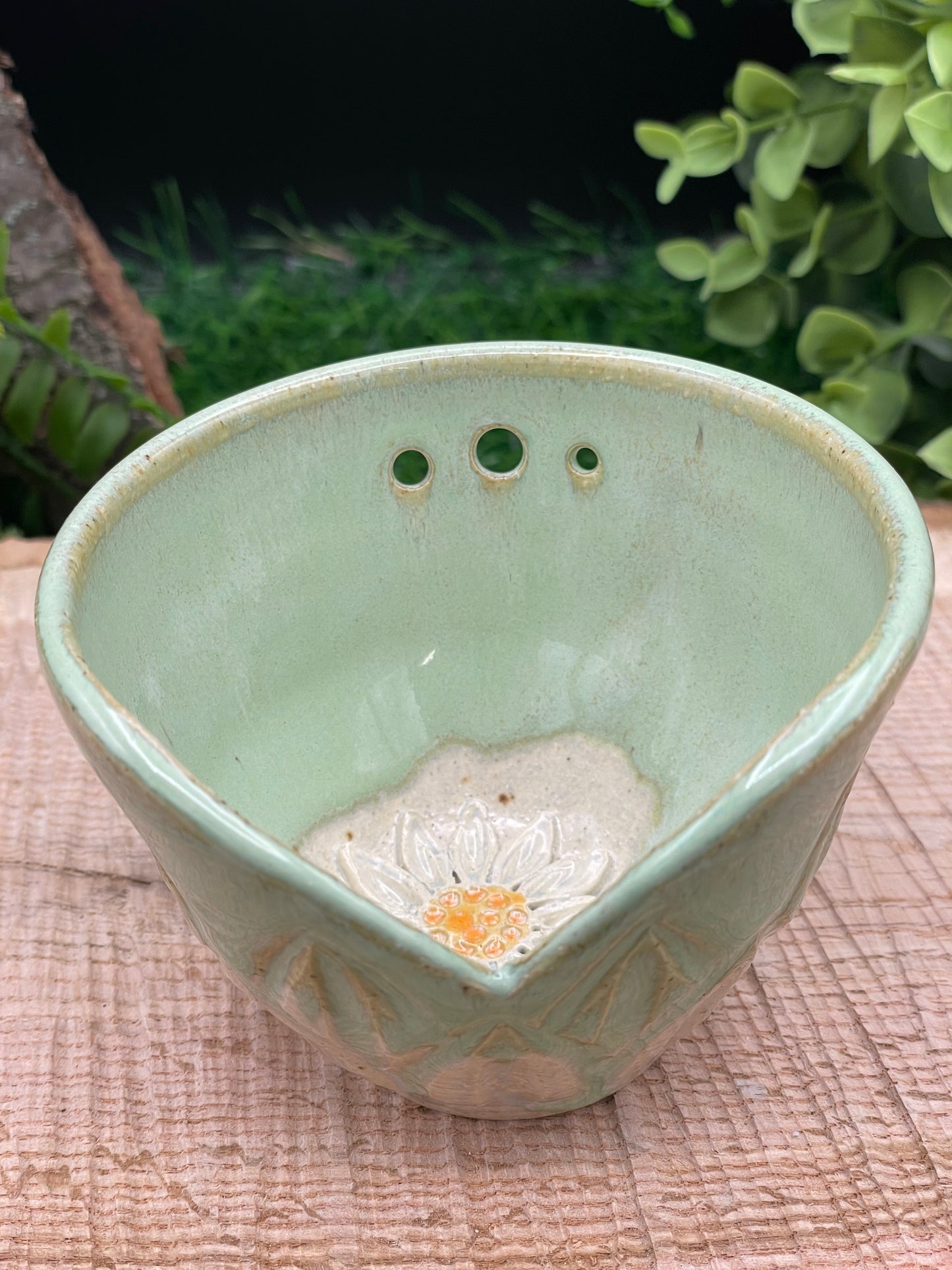 H-Pale Green
