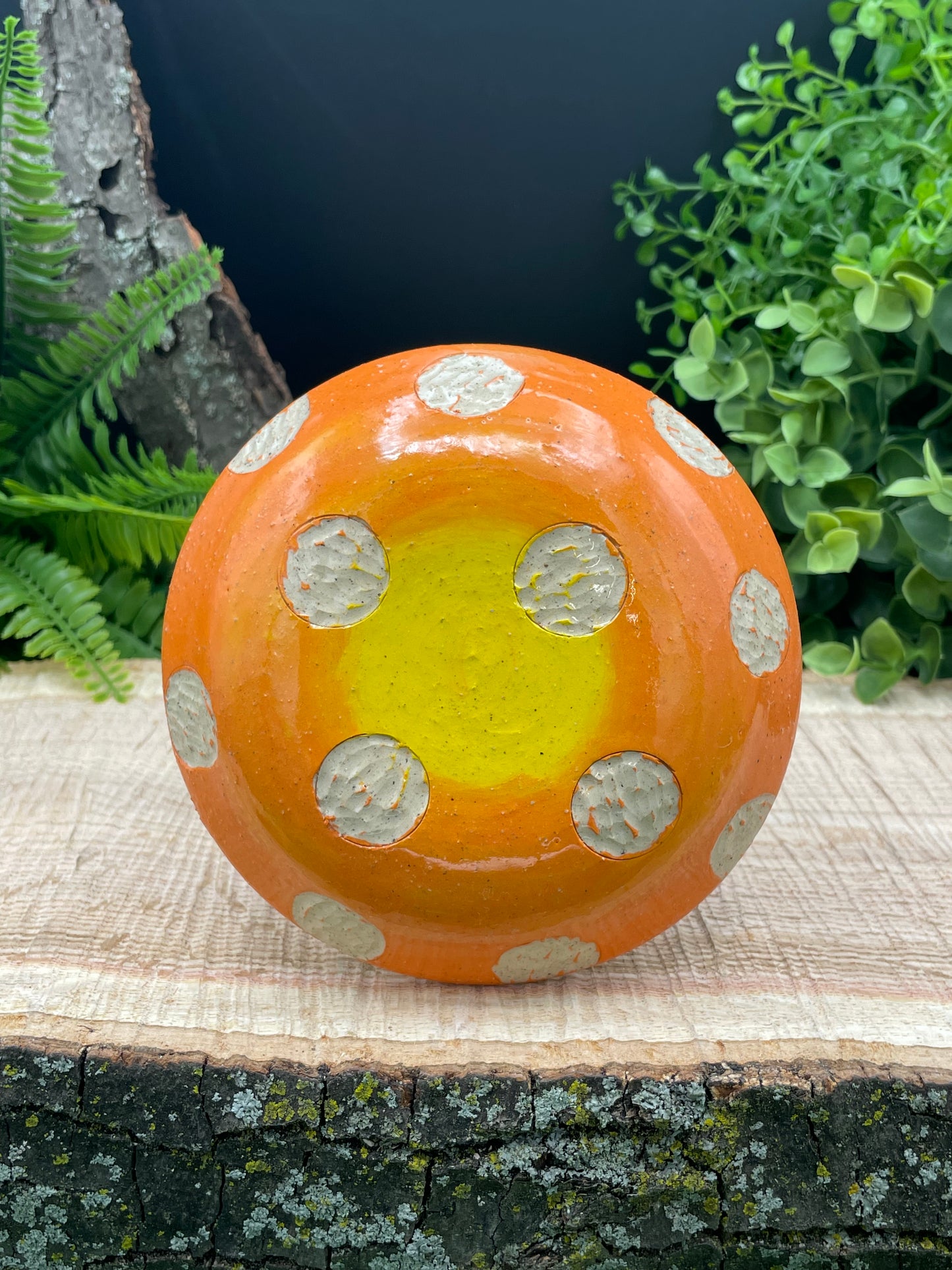 TH-Orange Polka