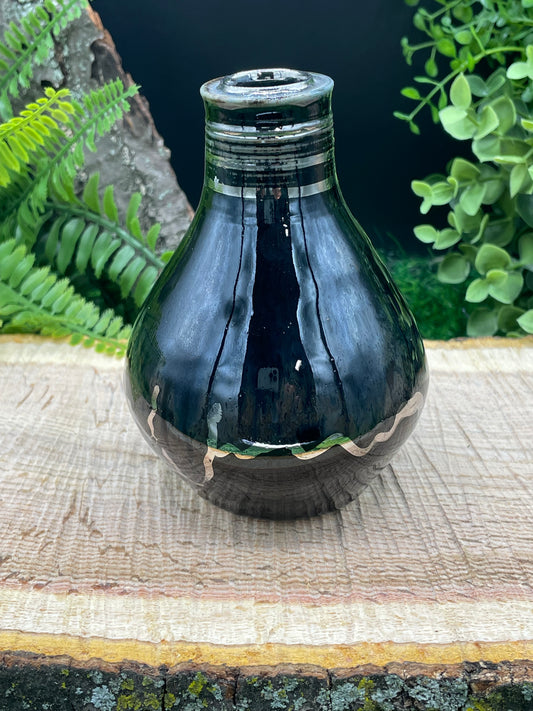 V-10-Black