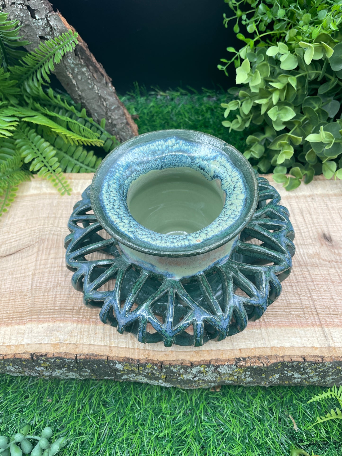 DW-Lacy Green