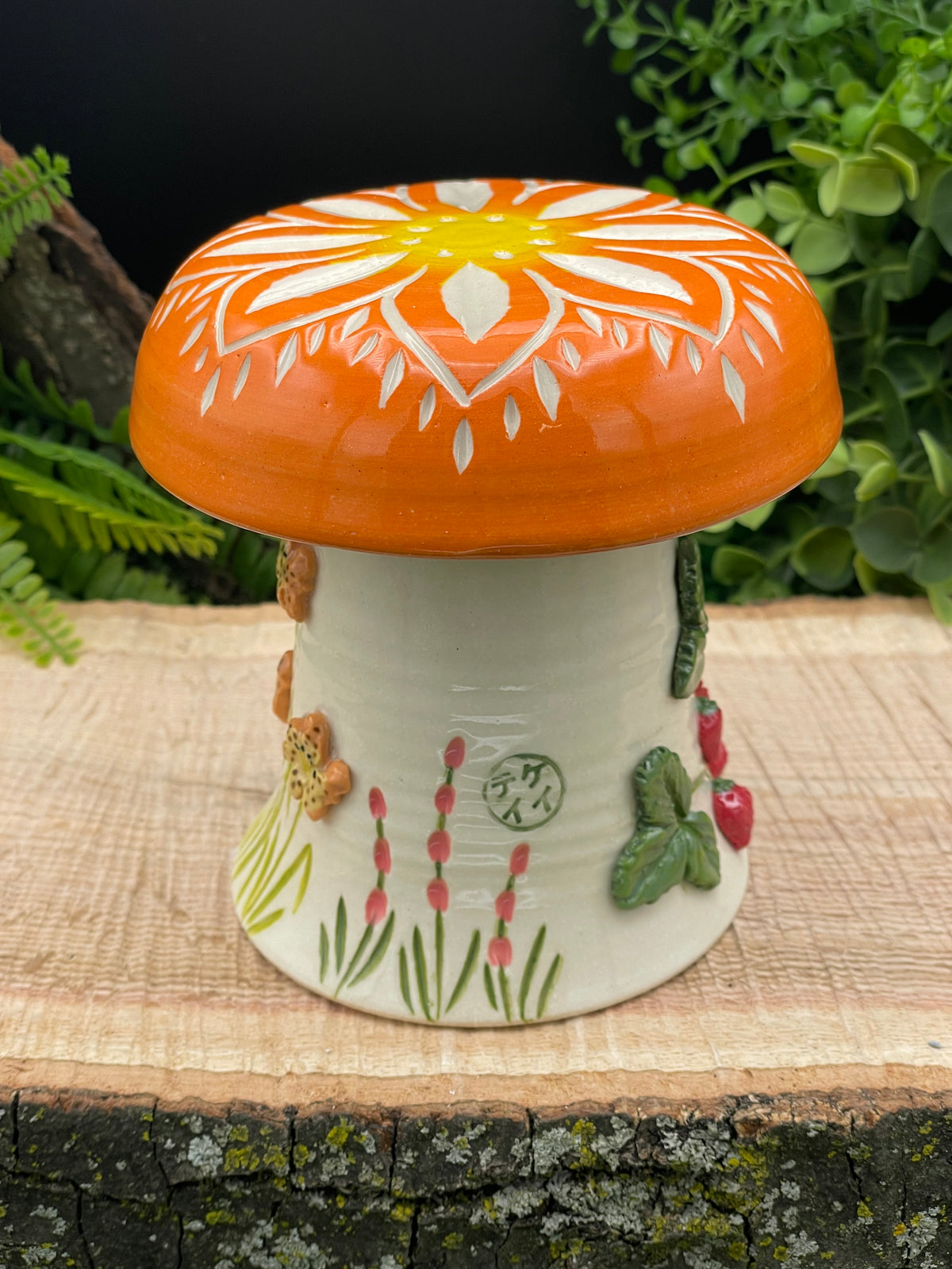 TH-Orange Lily